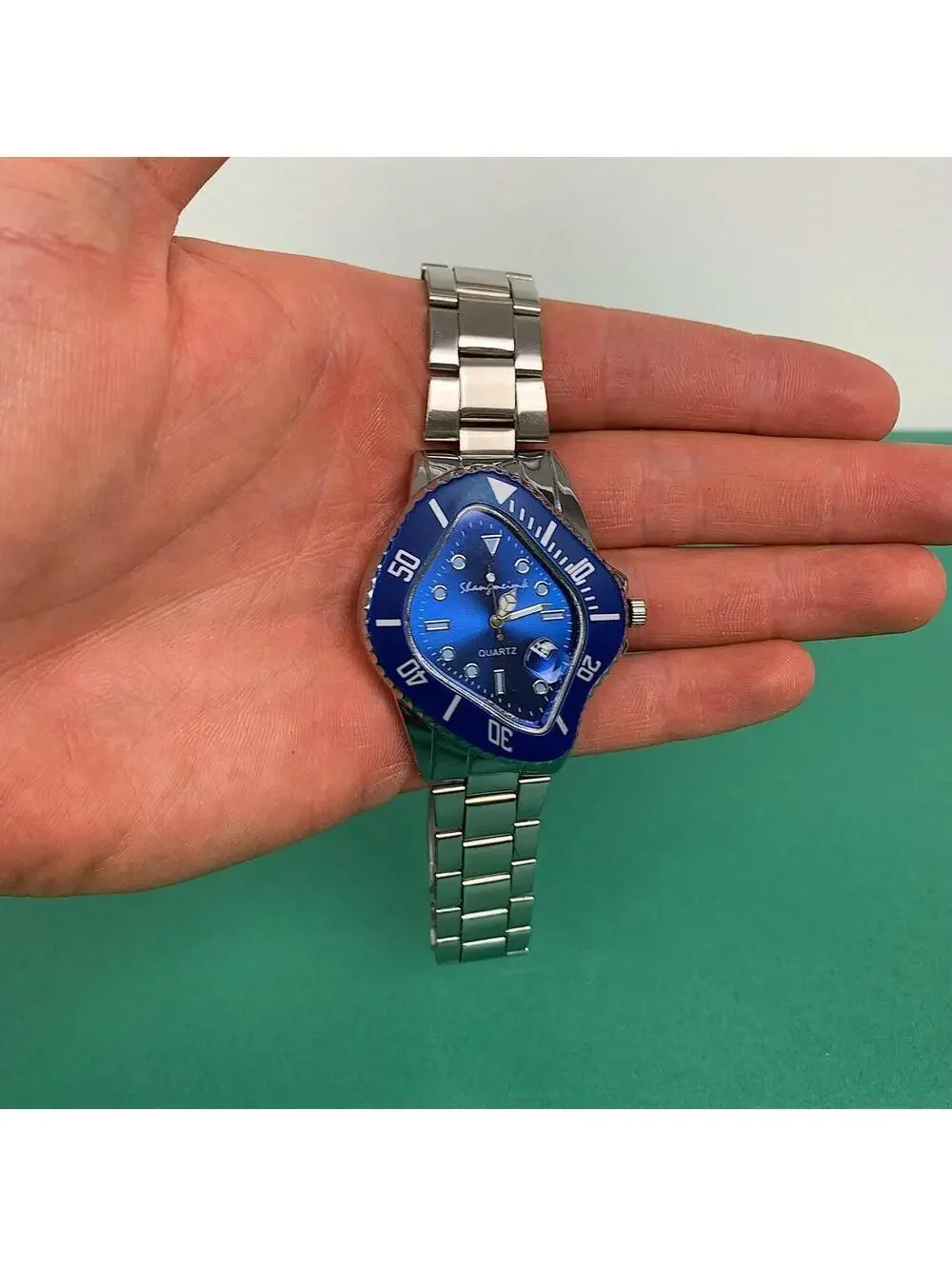 Classy Y2k 2000s vintage style essential minimalist retro stainless steel cyber